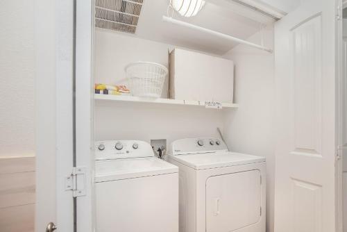 BeachView Resort Condos - image 5