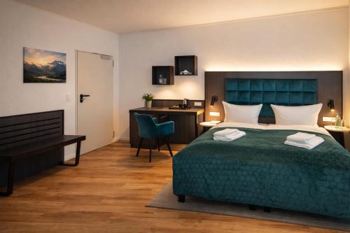 room detail thumbnail 1