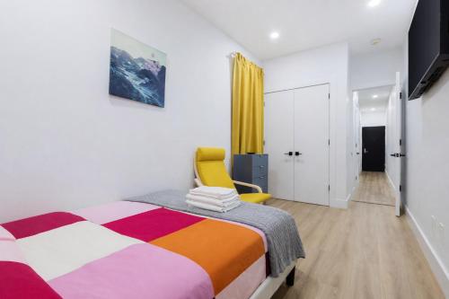 2 Bedroom Modern Unit in Central Manhattan in New York, USA