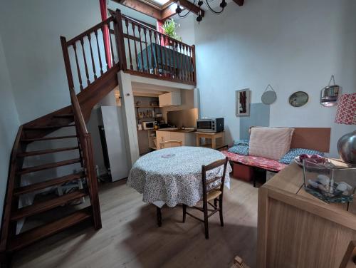 Appartement du Cordouan, lumineux, calme et central a 100m du marché