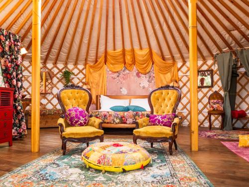 2 CUORI E 1 YURTA Glamping in Tuscany - Adults Only 4