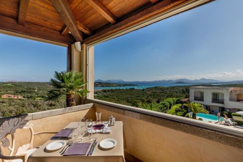 Létesítmények, Petra Bianca in Porto Cervo