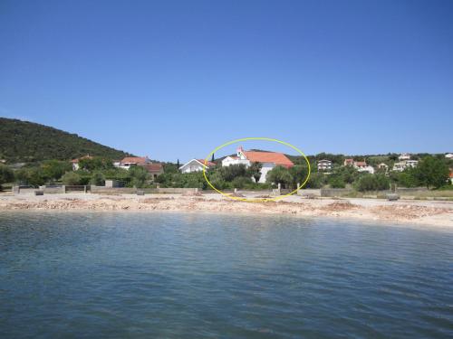  Apartments Deni, Pension in Vinišće