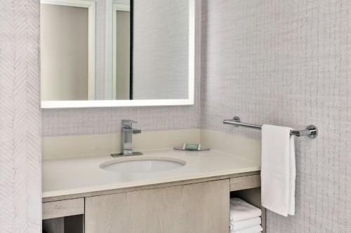 SpringHill Suites Prescott - image 33