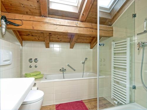 One-Bedroom Apartment with Balcony and Mountain View