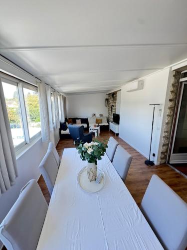 Large house with garden in Vulaines-sur-Seine
