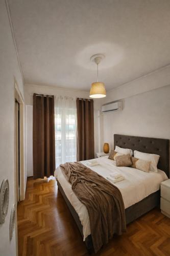 Elegant Apartment near Acropolis Walk to Plaka & Metro, Ateny (zdjęcie 3)