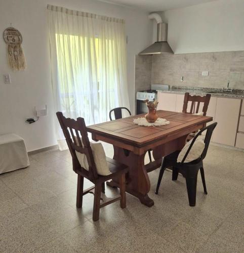 CasaMora departamento céntrico con cochera gratis, 2 habitaciones