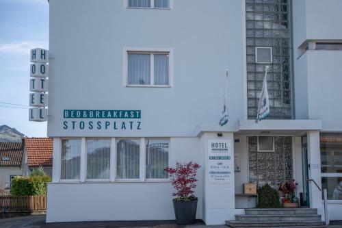 Hotel B&B Stossplatz anytime and easy self Check-in in Appenzell, Schweiz