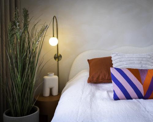 Odit B&B, Brugia