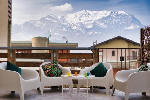 Seadmed, NNHouse: large terrace and marvelous view in Cassina Valsassina