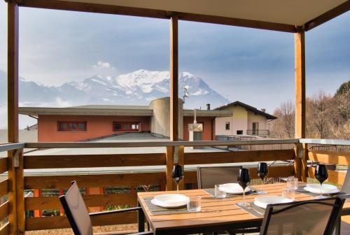 Seadmed, NNHouse: large terrace and marvelous view in Cassina Valsassina