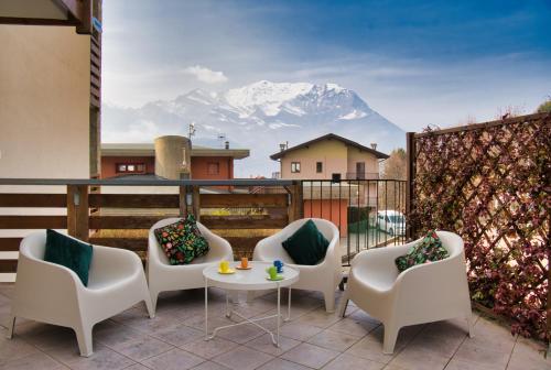 Seadmed, NNHouse: large terrace and marvelous view in Cassina Valsassina
