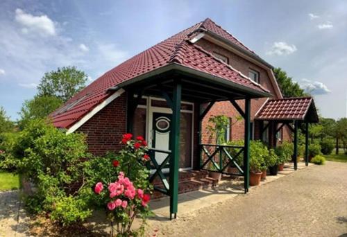 Viesnīcas āriene, Außergewöhnliches Nordsee-Ferienhaus für bis zu 10 Personen - Ruhe, Natur & Gemütlichkeit (Außergewohnliches Nordsee-Ferienhaus fur bis zu 10 Personen - Ruhe, Natur & Gemutlichkeit) in Blomberg (Lower Saxony)