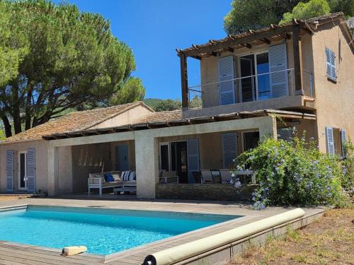Casa Flora avec piscine à 300m de la mer - Location saisonnière - Saint-Florent