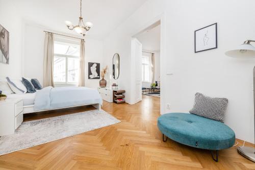 Charming Apartment In Famous Area - image 13
