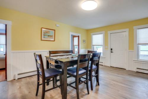 9 Mi to Wachusett Mtn! Family Base with Porch in 菲其堡