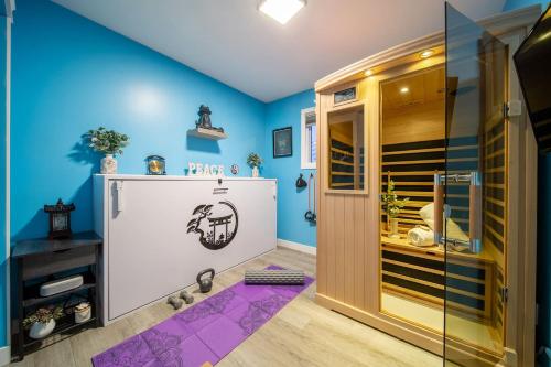 Botanical Bliss 15 Min to DT Sauna Retreat – khách sạn tại Balwin