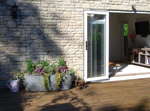 Entrance, Fig Cottage, near Bradford on Avon and Bath in Holt (Wiltshire)