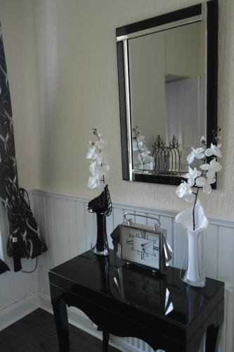 Robert The Bruce Apartment