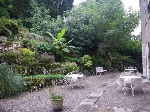 Studio 14m2 accès extérieur proche ville