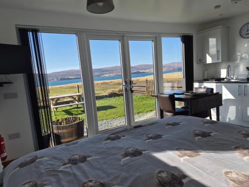 Lampay Chalets in Dunvegan