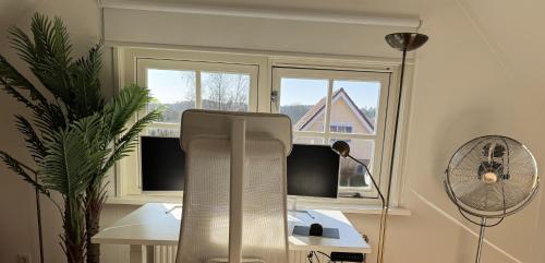 Business center, Workation business stay with professional Home Office by sea and dunes -Duinkantoor in Aagtdorp