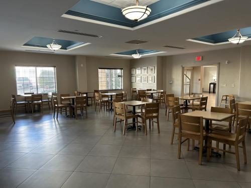 Country Inn & Suites by Radisson Oklahoma City - Quail Springs OK - image 43