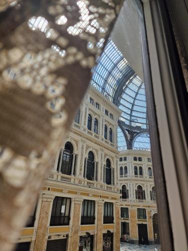Suite Galleria Umberto I 2