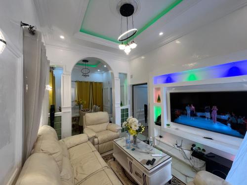 Appartement luxueux chambre salon - image 5