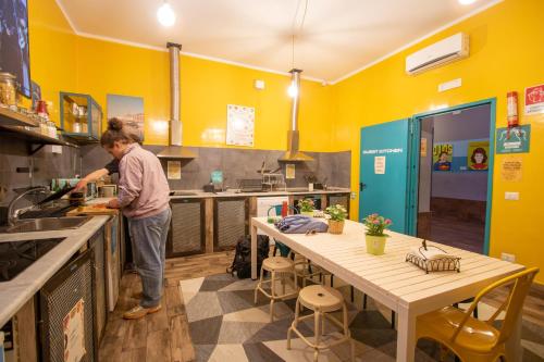 ห้องครัว, ออสเตลโล เบลโล นาโปลี (Ostello Bello Napoli) in เนเปิลส์