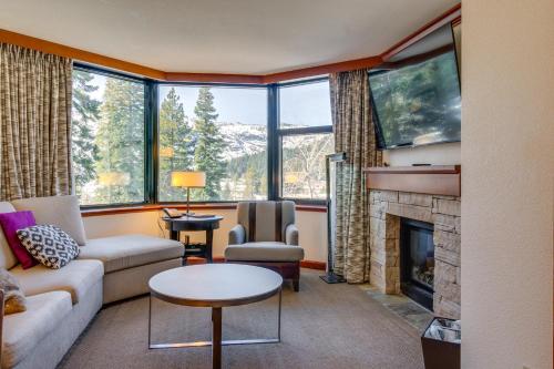 Everline Resort Suite: North Lake Tahoe Luxury!, Olympic Valley