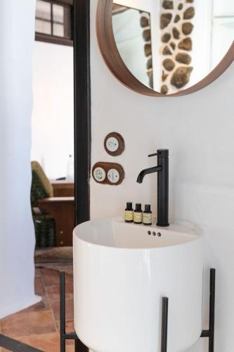 Bilik Mandi, Canaryislandshost I La Casa del Doctor in Teguise