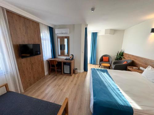 room detail thumbnail 0