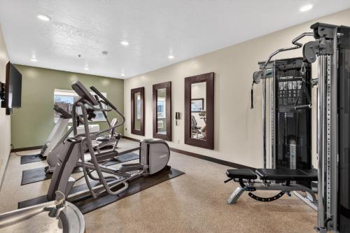 Best Western Timpanogos Inn - image 35