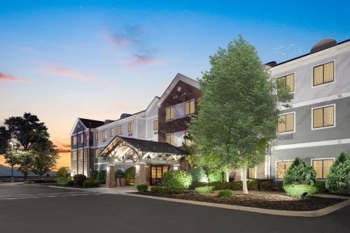 Hawthorn Suites by Wyndham Williamsville Buffalo Airport - image 33