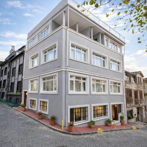 Emirhan Guesthouse & Suites, Istanbul (photo 2)
