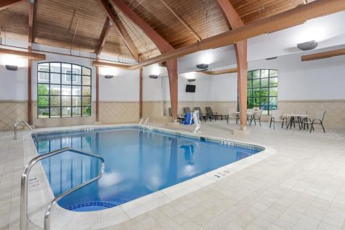 Hawthorn Suites by Wyndham Williamsville Buffalo Airport - image 21