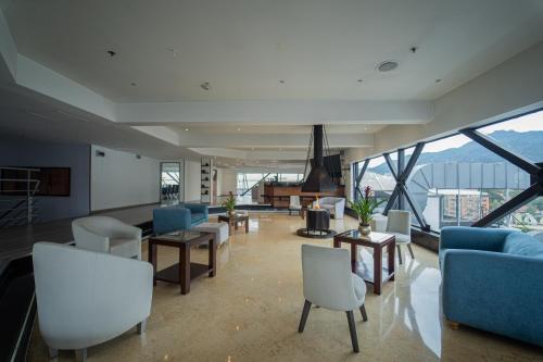 Bar/lounge, Radisson Bogota Metrotel in Bogotá
