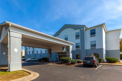 外部景觀, 拉格蘭奇溫德姆速8酒店 (Super 8 By Wyndham La Grange Ky) in 拉格蘭奇