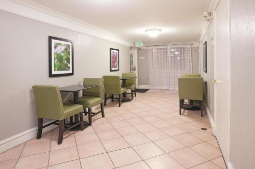 La Quinta Inn by Wyndham Salt Lake City Midvale - image 37