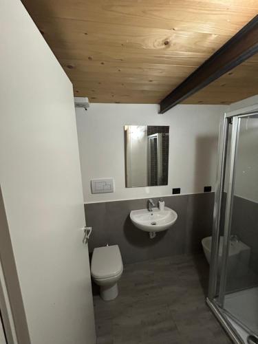 Vannas istaba, Casa Maria - Confortevole Monolocale in Caronno Pertusella