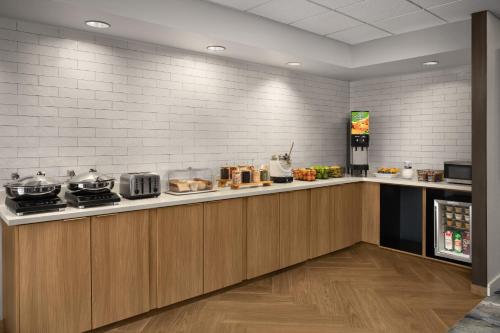 Fairfield Inn & Suites El Centro - image 25