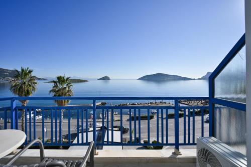 Double or twin room, sea view