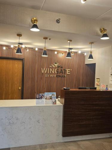 Lobby, Wingate by Wyndham Pittsburgh/West Mifflin in West Mifflin (PA)