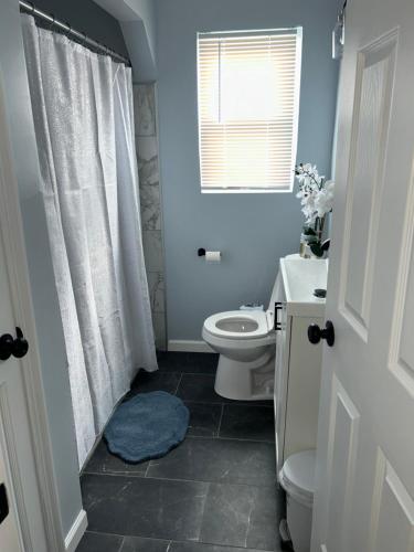 Cozy oasis 6 miles from Downtown, Cincy! in Cincinnati, USA