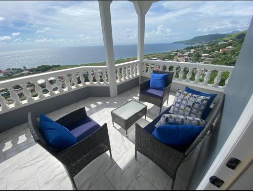Nature Isle Luxury Vacation Rentals in Canefield