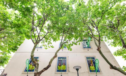 Entrada, Help Yourself Hostels - Parede in Cascais