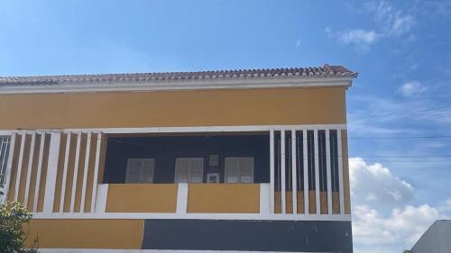 Guest house Tchipepa – khách sạn tại Lubango