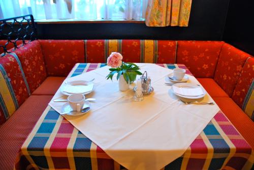 設施, 伽爾尼豪斯海姆德酒店 (Hotel Garni Hochschmied) in 拉斯尼宗赫